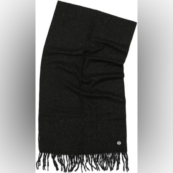 Nwt Michael Michael Kors Metallic Herringbone Wrap scarf - Picture 2 of 6